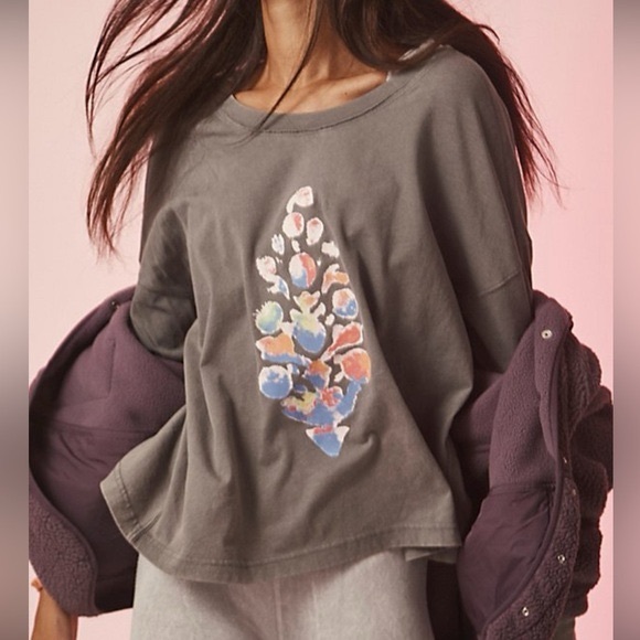 FP Movement Victory Lap Buti Logo Tee - Picture 5 of 5